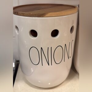 Rae Dunn White Onion Storage Jar with Wooden Lid